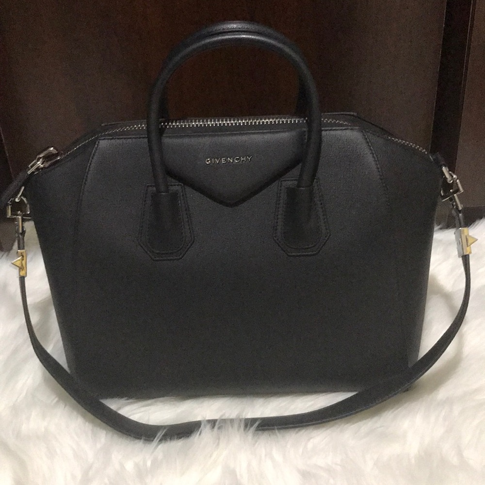 🖤 GIVENCHY Medium Antigona Bag - Picture 1 of 6